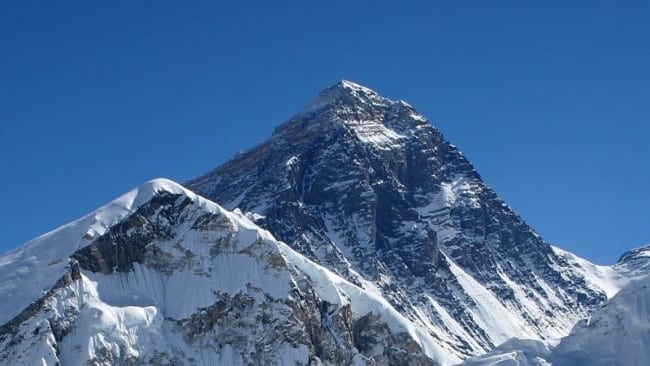 Everest’ten Bağlan Hayata