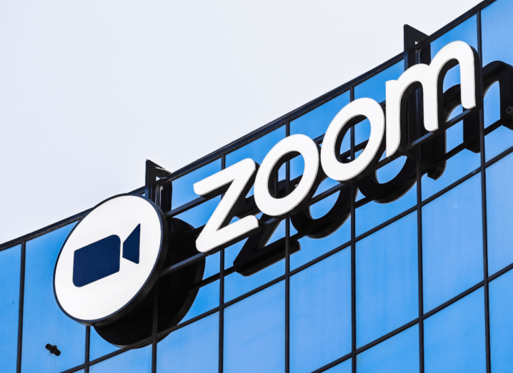 Zoom güvenliği halledebilmek için şirket satın aldı
